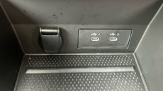 Renault Symbioz 1.6 E-Tech FHEV 145 Iconic Esprit Alpine 5dr Auto Hybrid Estate